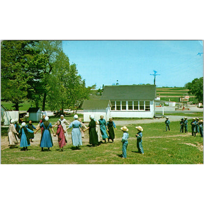 Amish School Children at Play Pennsylvania Dutch Country Postcard PD8