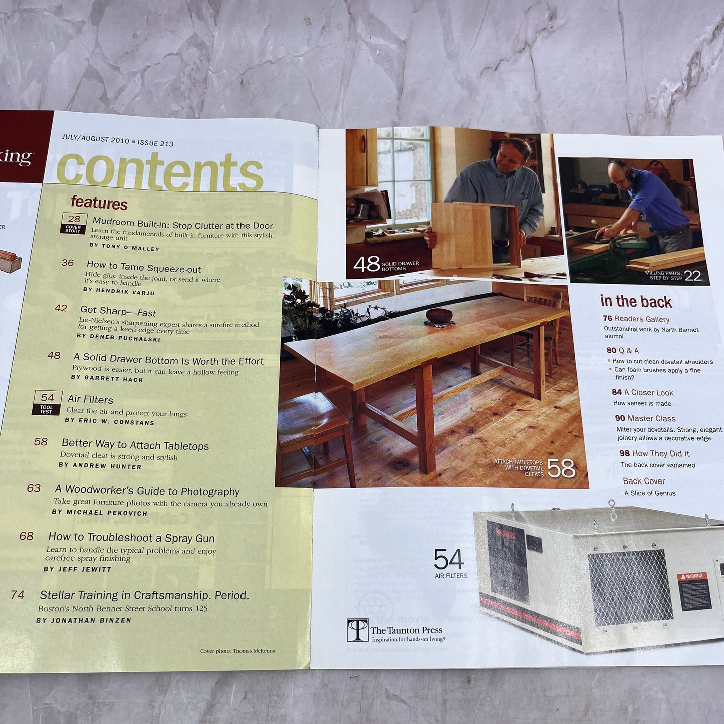 Built-In Storage - Aug 2010 No 213 - Taunton's Fine Woodworking Magazine M34
