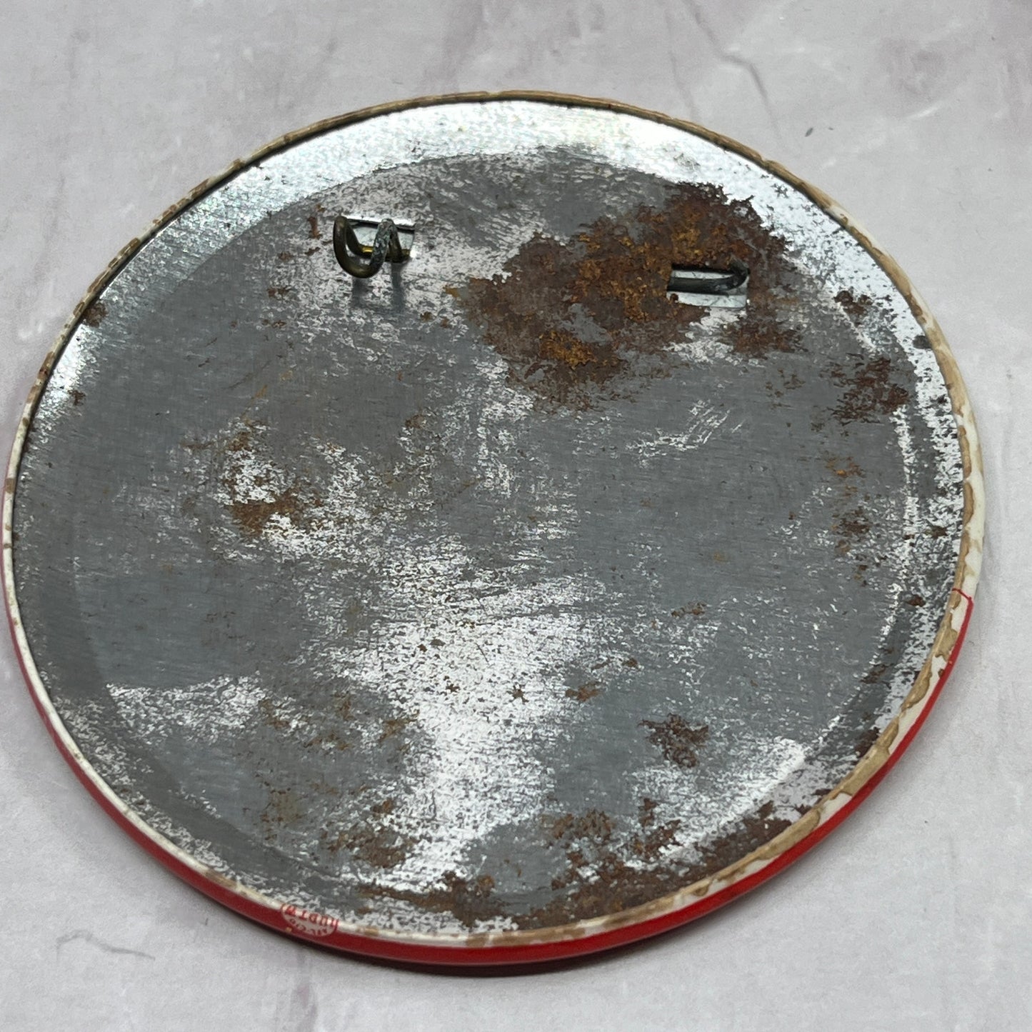 NdI 69 Vintage Pinback Button (Broken Back) TC5-PB