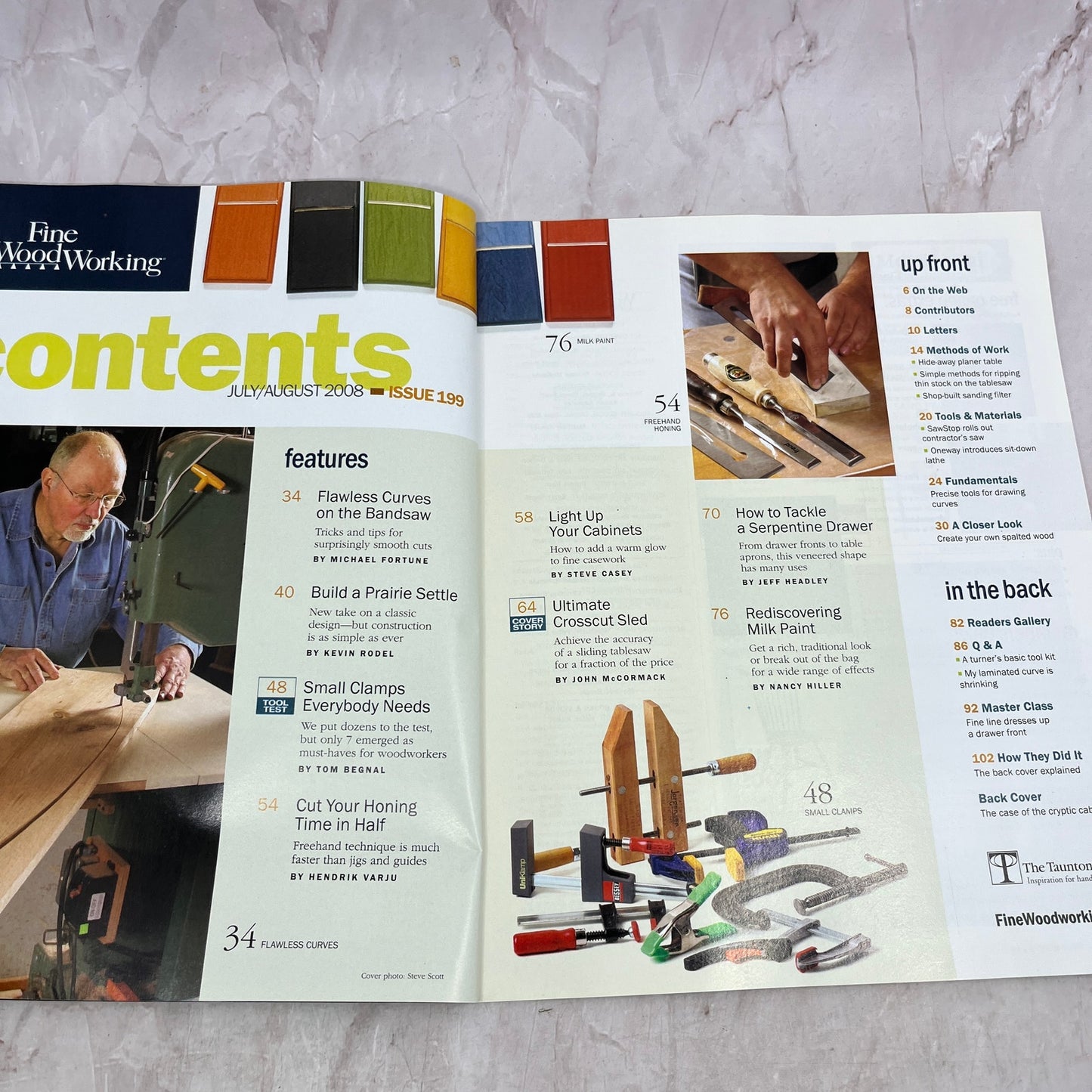 Crosscut Sled - Aug 2008 No 199 - Taunton's Fine Woodworking Magazine M36