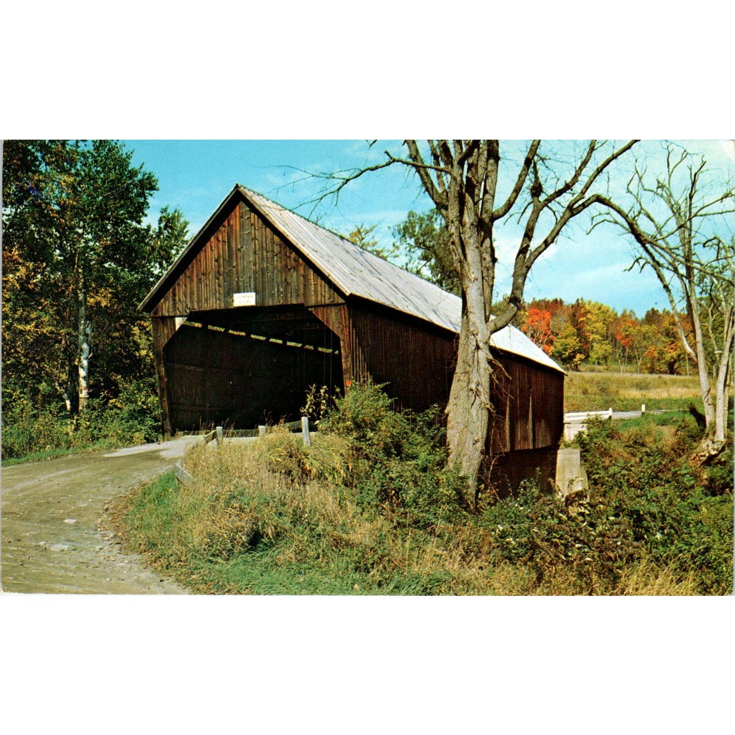 Covered Bridge Between Bridgewater & Woodstock VT Vintage Postcard PD6