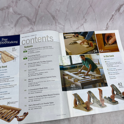 Half-Blind Dovetails - Jun 2011 No 219 - Taunton's Fine Woodworking Magazine M36
