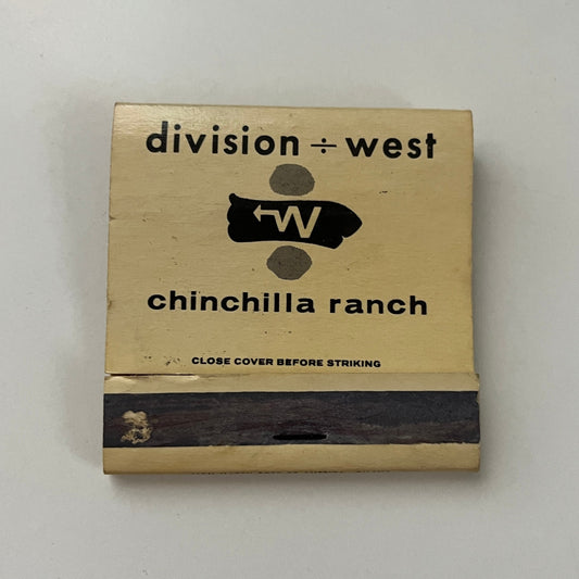 Division West Chinchilla Ranch Omaha Feature Matches Vintage Matchbook TB7-XSM