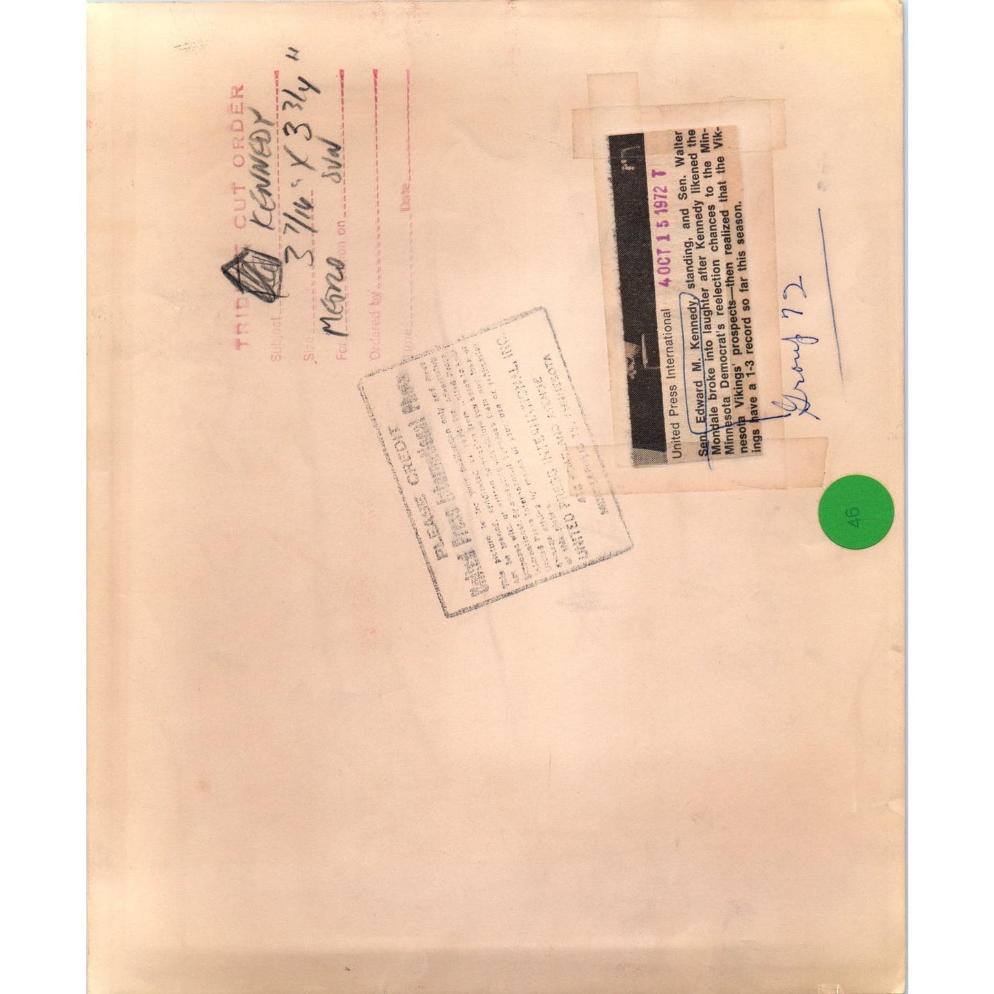 Ted Kennedy & Walter Mondale Joke About Minnesota Vikings 8x10 Press Photo D1-P