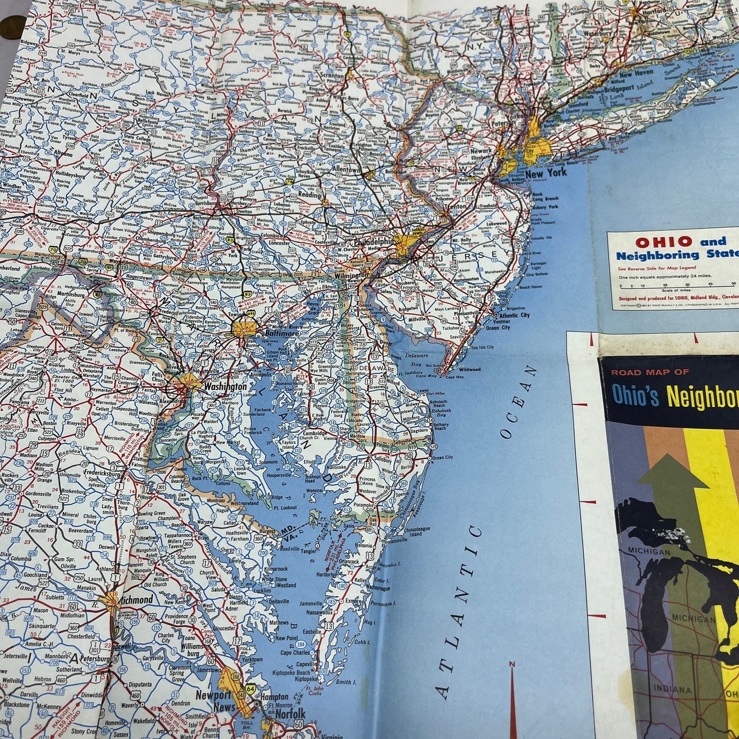 1963 SOHIO Road Map of Ohio's Neighboring States Fold Out Map TH2-MP1