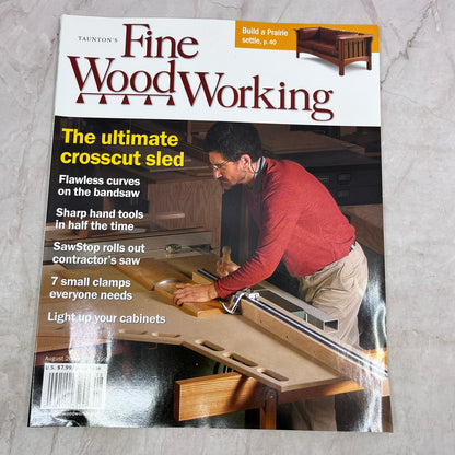 Crosscut Sled - Aug 2008 No 199 - Taunton's Fine Woodworking Magazine M36