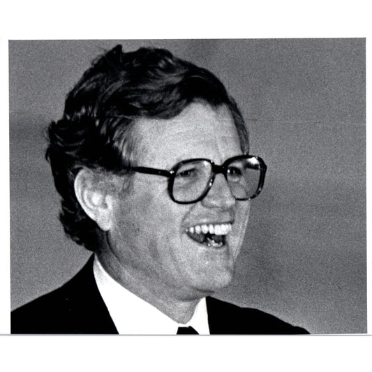 Senator Ted Kennedy Campaigns in Minnesota 1979 8x10 Original Press Photo D1-P