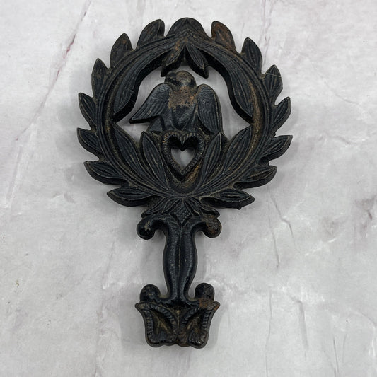 Vintage Small Cast Iron Trivet American Bald Eagle Heart Laurel Leaves 4.25" SC1
