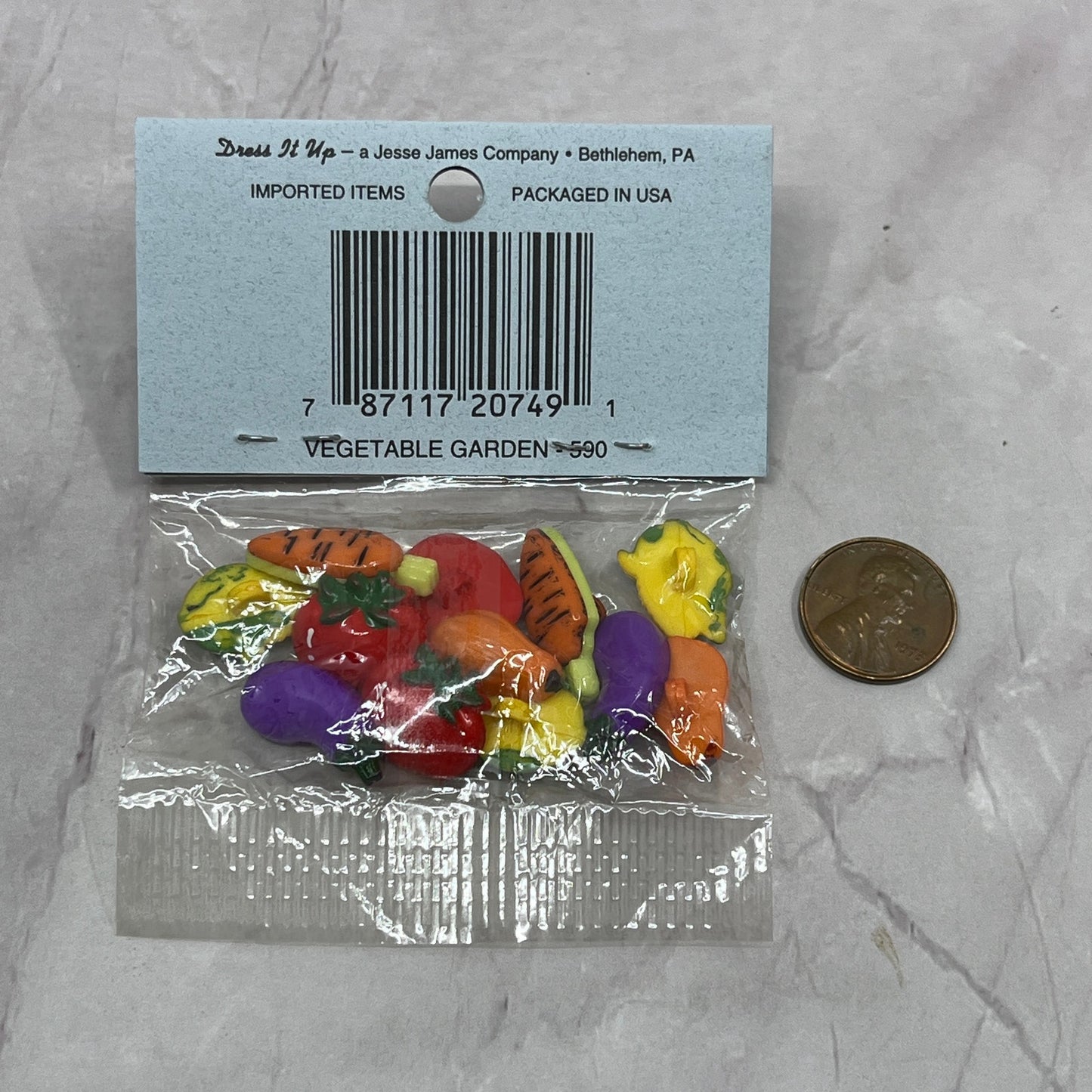 Novelty Vegetable Jesse James Co Dress It Up Vegetable Garden #590 NIP SB7