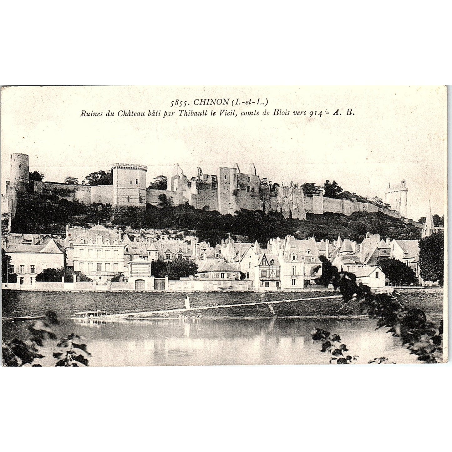 Chinon Ruines Du Château Bâti Par Thibault Le Vieil Antique Postcard PE18