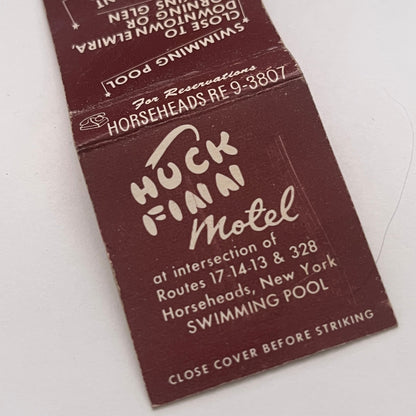 Huck Finn Motel Horseheads New York Vintage Matchbook Cover TB8-MB2-2