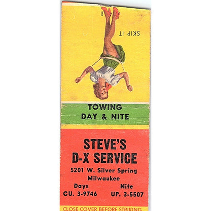 Steve's D-X Service Towing Milwaukee WI Pinup Vintage Matchbook Cover SC7-Y6