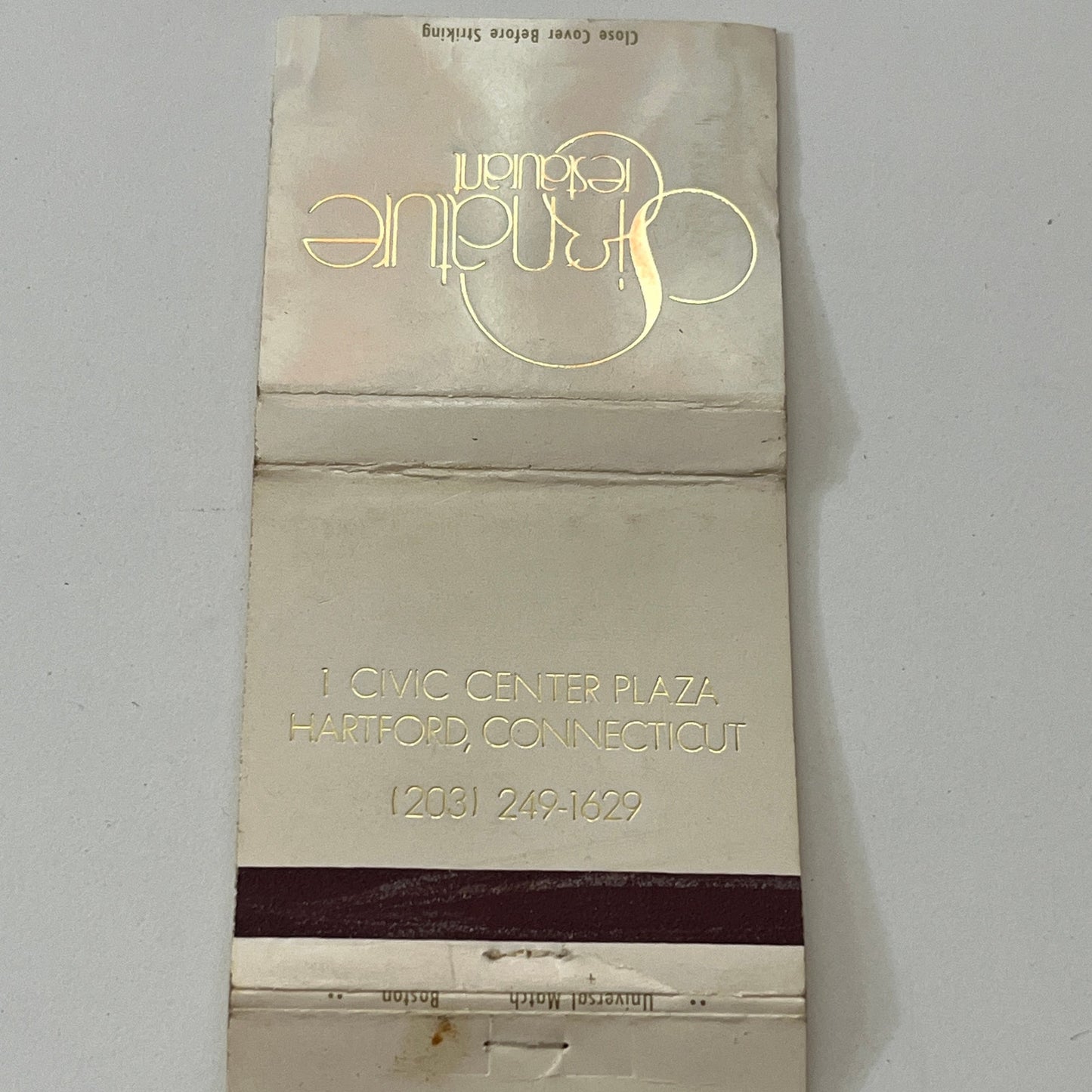 Signature Restaurant Hartford CT Civic Center Vintage Matchbook Cover TB6-MB1-8