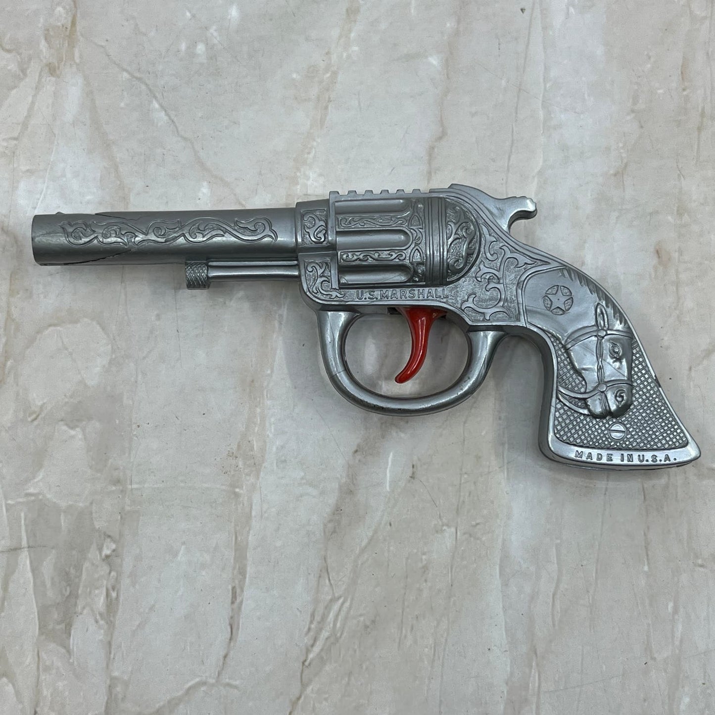 Vintage Plastic Toy Cowboy Pistol Wyandotte Toys UDA TI9-1