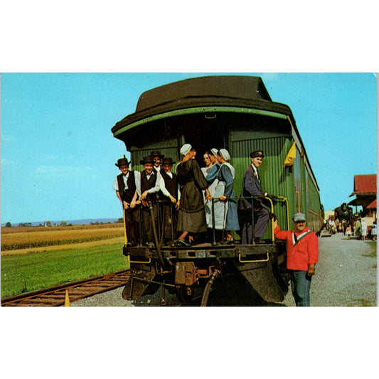 Amish Boys and Girls on Strasburg Railroad PA Dutch Country Vintage Postcard PD1
