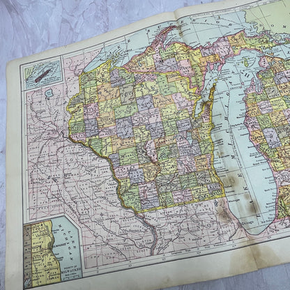 Map of Michigan and Wisconsin 1901 Original Engraving V1-1