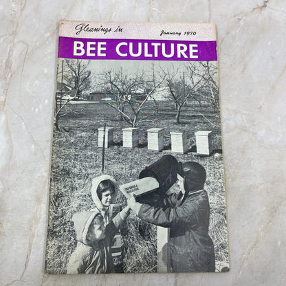 1970 Jan Gleanings in Bee Culture Magazine Bees Beekeeping Honey M8