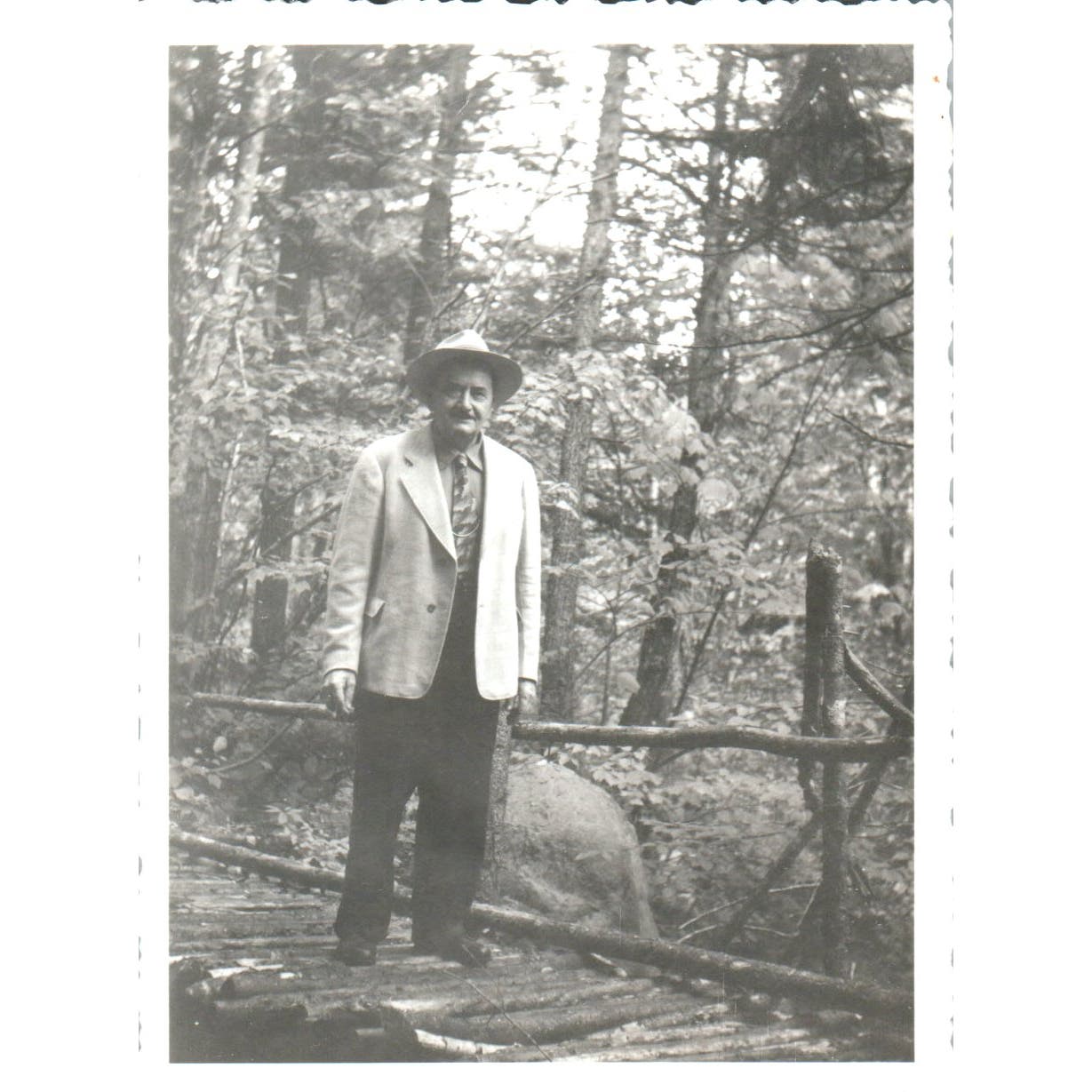 1920s Original Photo Man on Bridge Near Arethusa Falls Crawford Notch NH 3x4 AE6
