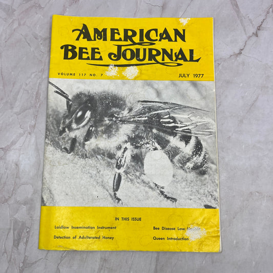 1977 July - American Bee Journal - Bees Beekeeping Honey M32