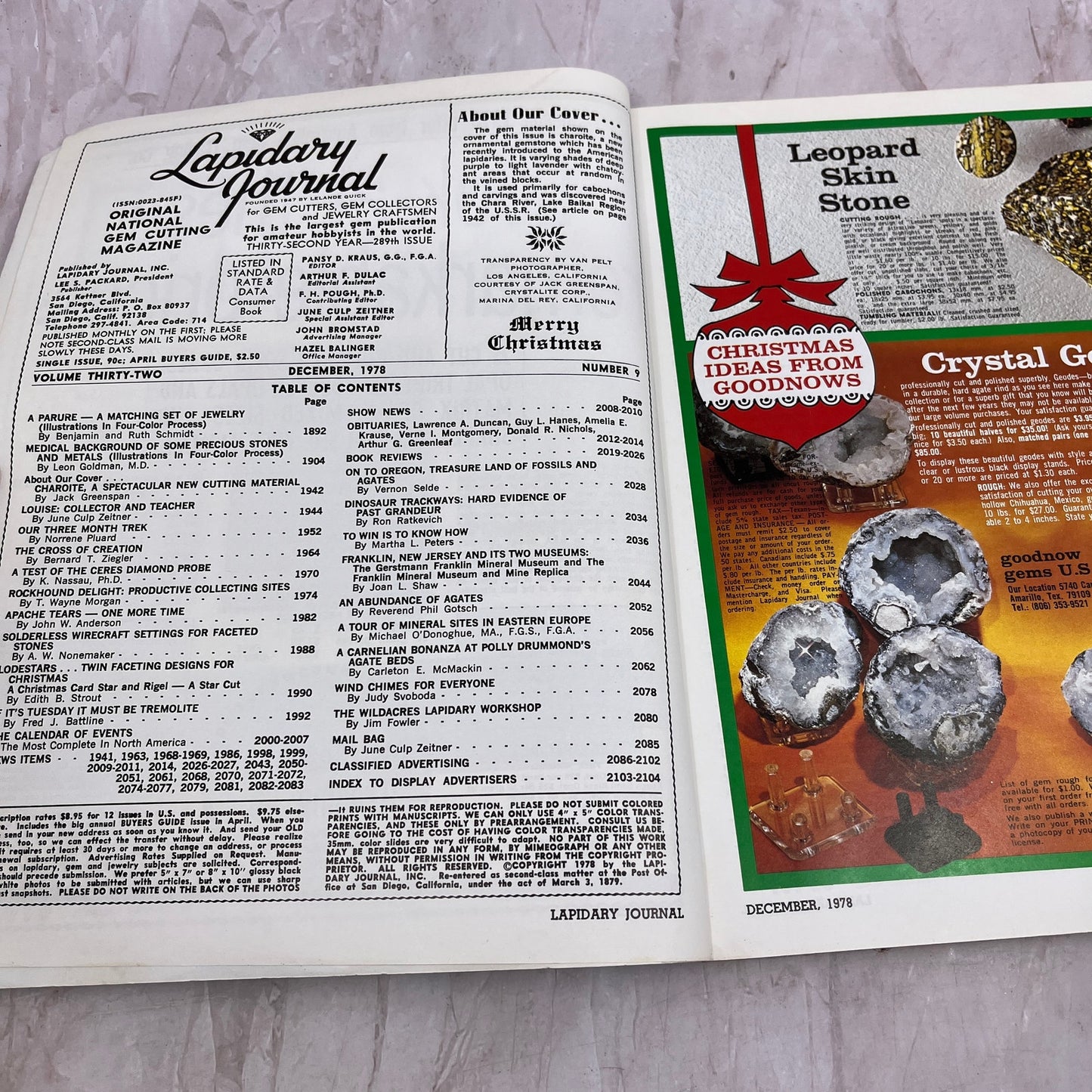 Charoite New Cutting Material - Lapidary Journal Magazine - Dec 1978 M22