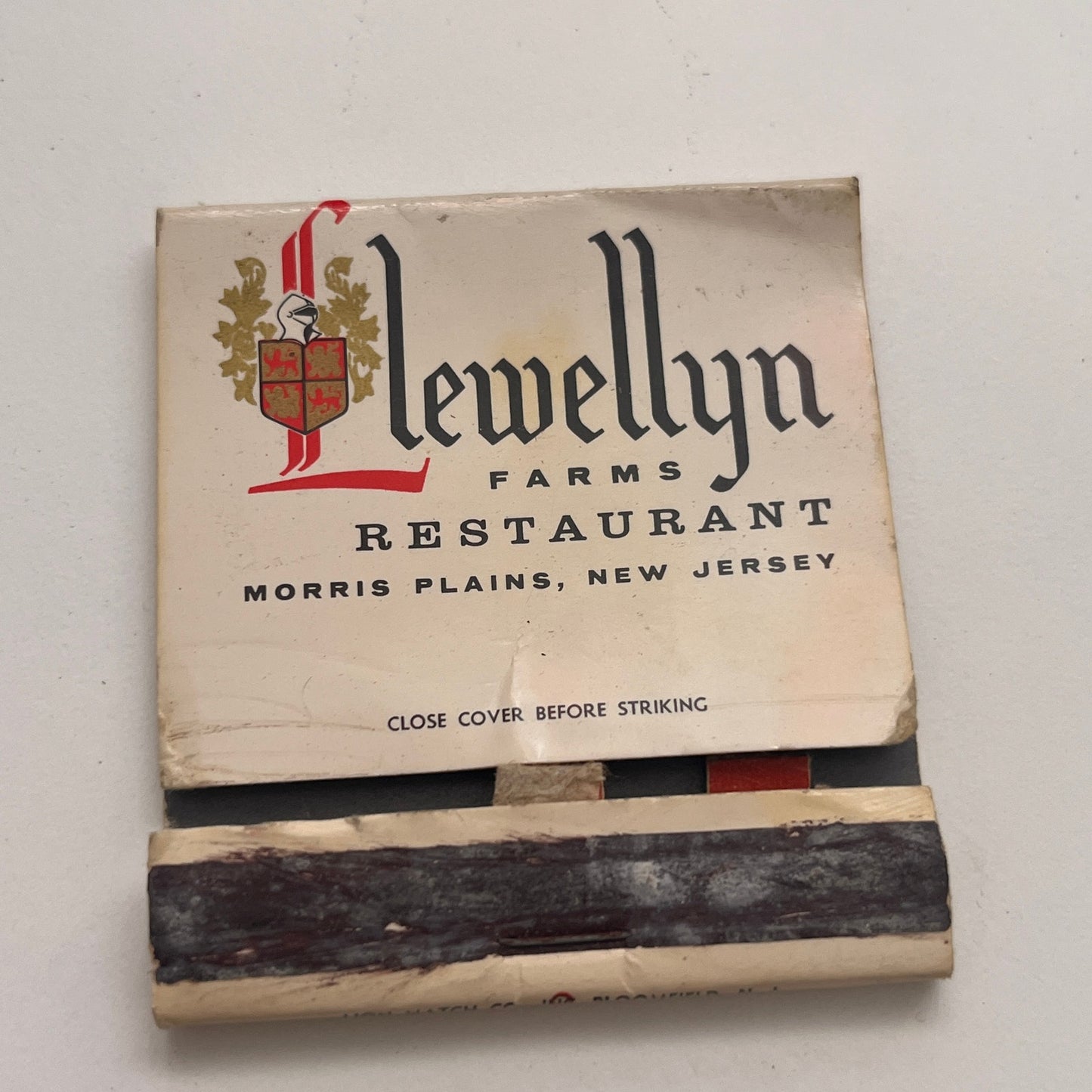 Llewellyn Farms Restaurant Morris Plains NJ Vintage Matchbook Cover TB8-MB-6