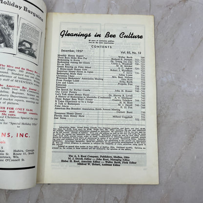 1957 Dec Gleanings in Bee Culture Beekeeping Magazine A.I. Root Co Medina OH TD5
