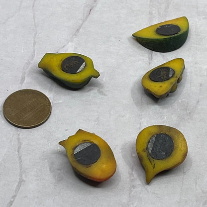 Vintage Lot of 5 Fruit & Vegetable Magnets Grapes Onion Strawberry SB7