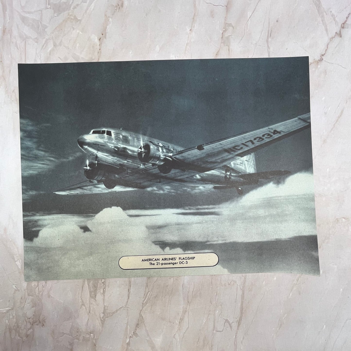 American Airlines Flagship 21 Passenger DC-3 Vintage Print 9x12 FL6-4