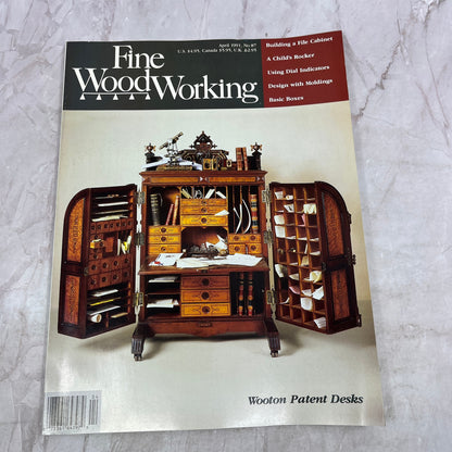 Wooton Patent Desks - Apr 1991 No 87 - Taunton's Fine Woodworking Magazine M34