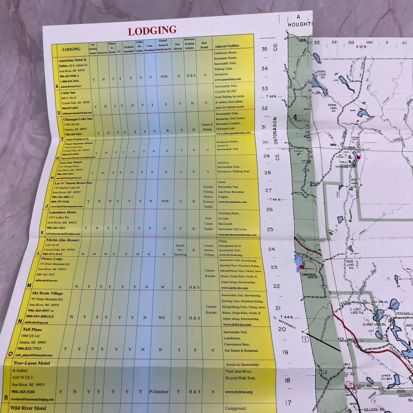 1990s Iron County Michigan Travel Guide and Fold Out Map TH9-TM2