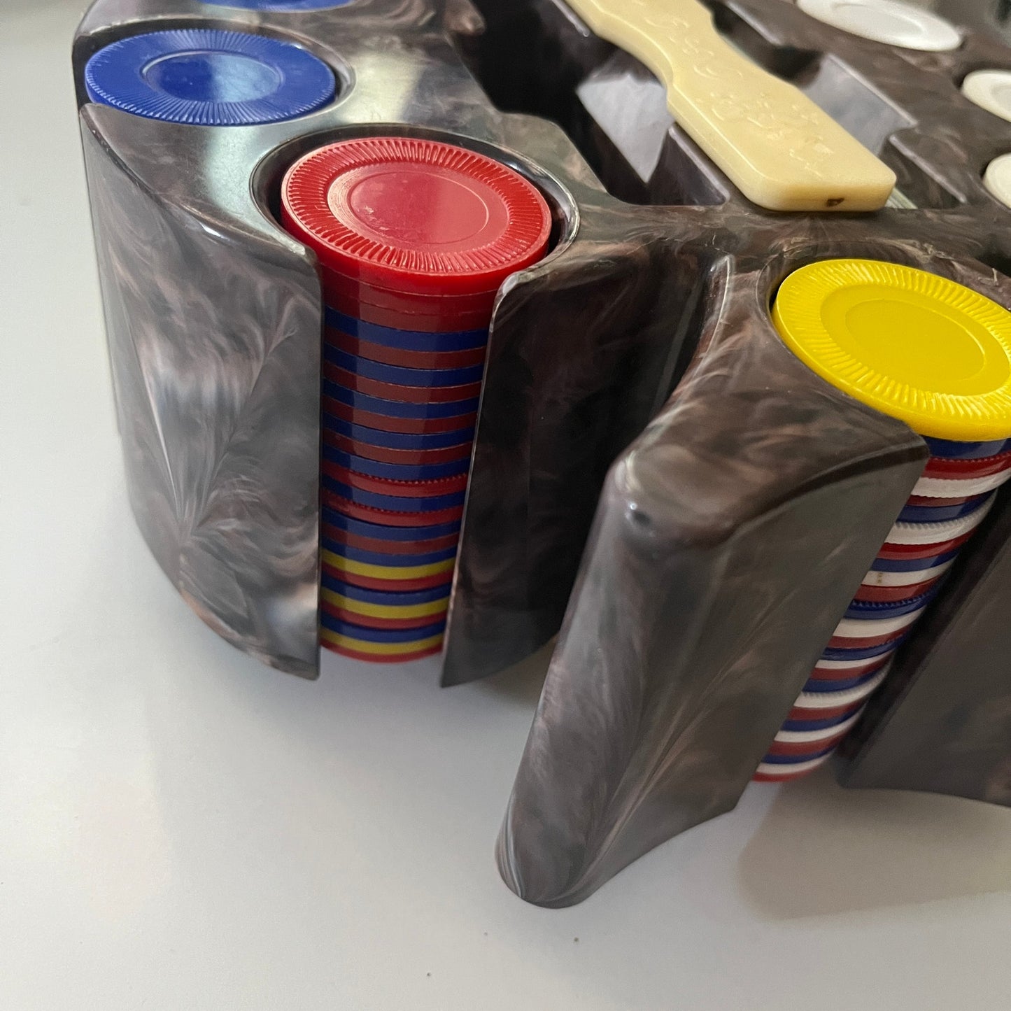 Vintage Marble Bakelite Spade Shaped Poker Chip Spinning Caddy Card Holder CTG2