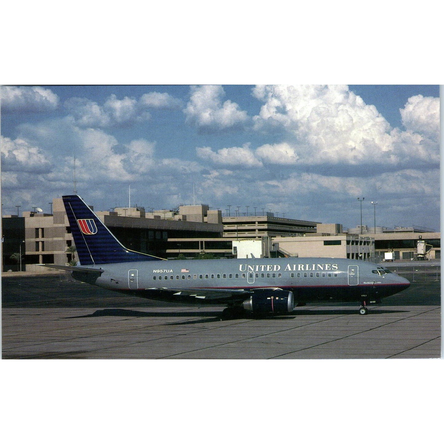 United Airlines Boeing B-737-522 Vintage Postcard PC19