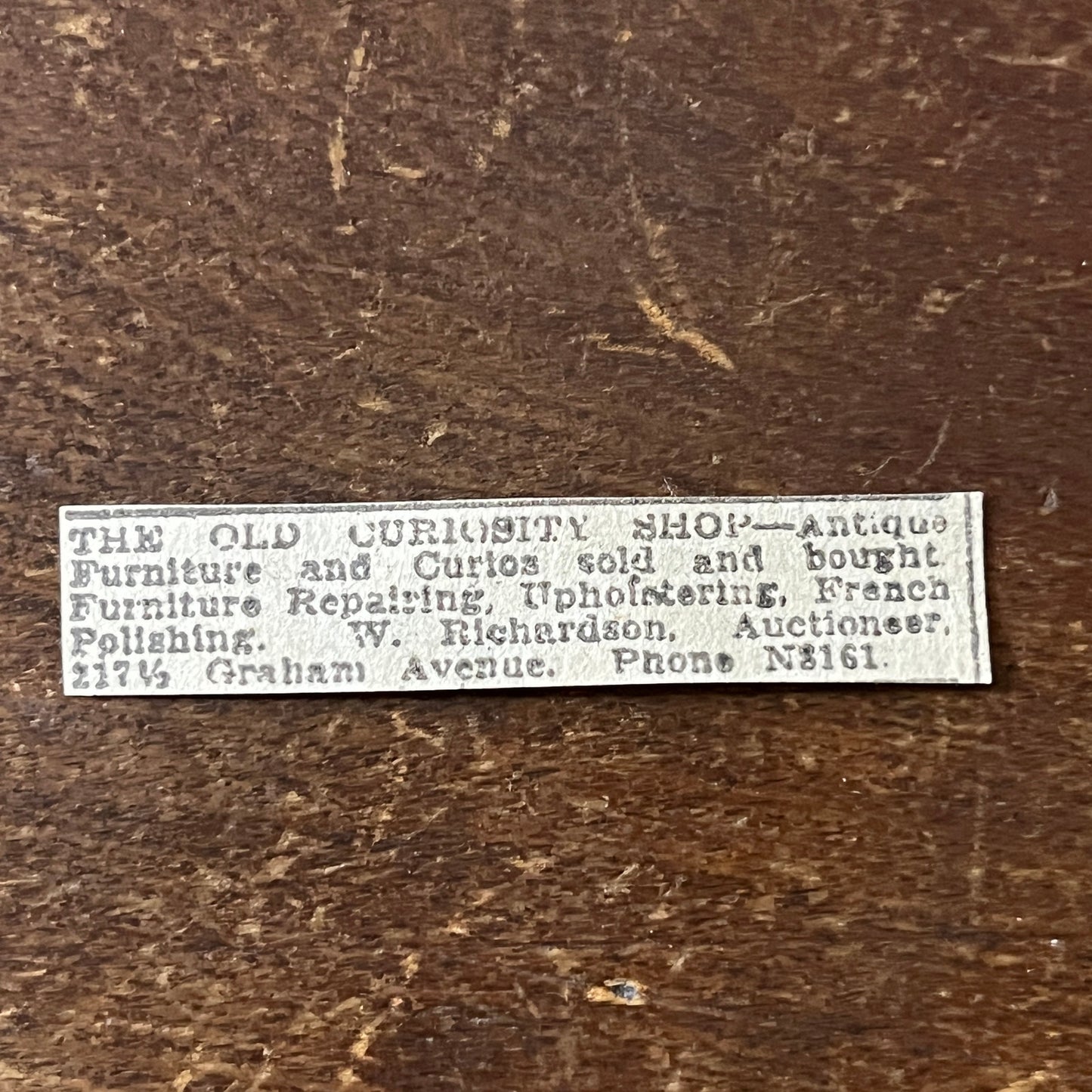 The Old Curiosity Shop W. Richardson Auctioneer Graham Winnipeg 1920 Ad AG2-S14
