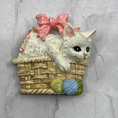 Vintage Kitsch White Kitten in a Basket Cat Refrigerator Magnet SB7