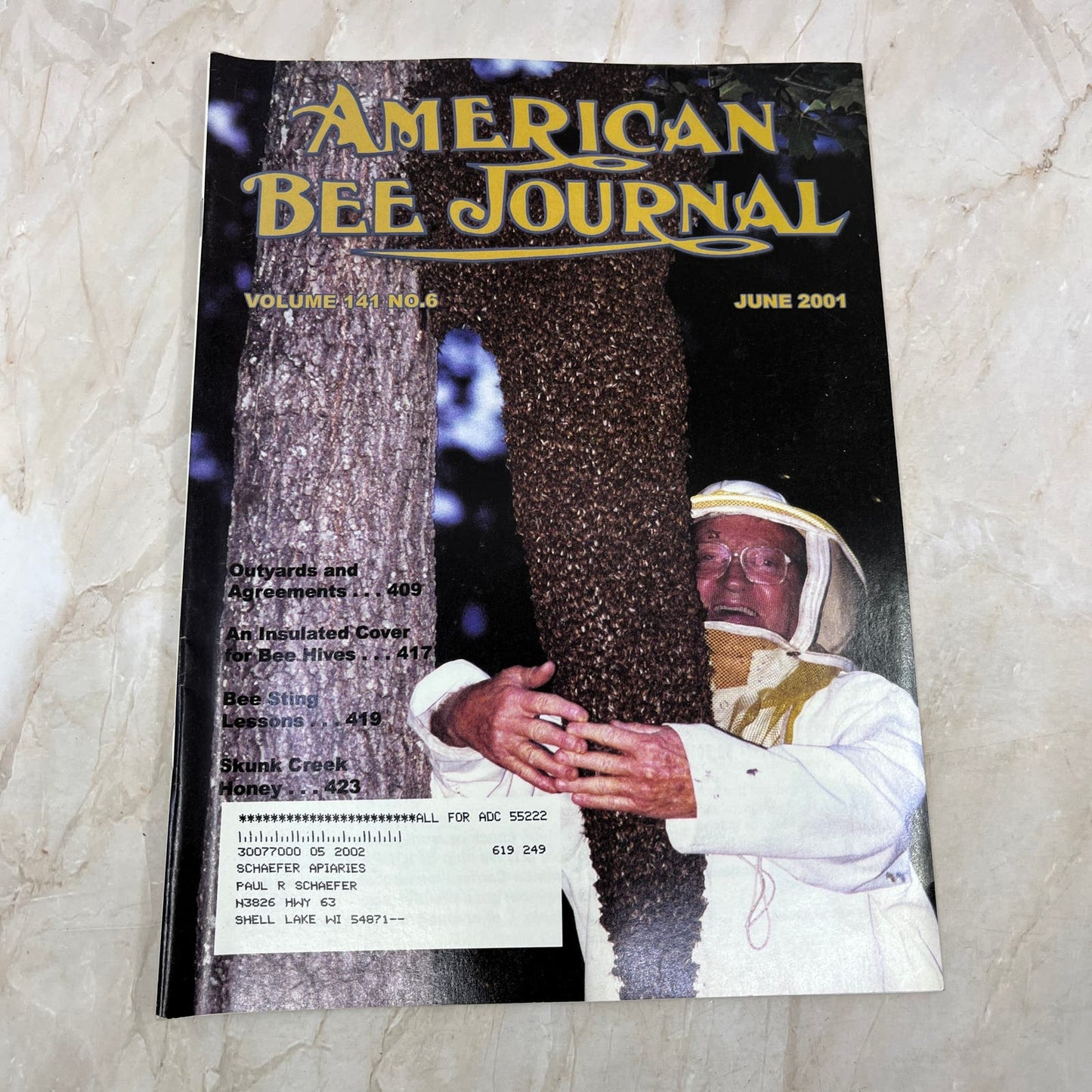 2001 June American Bee Journal Magazine Bees Beekeeping Honey M7