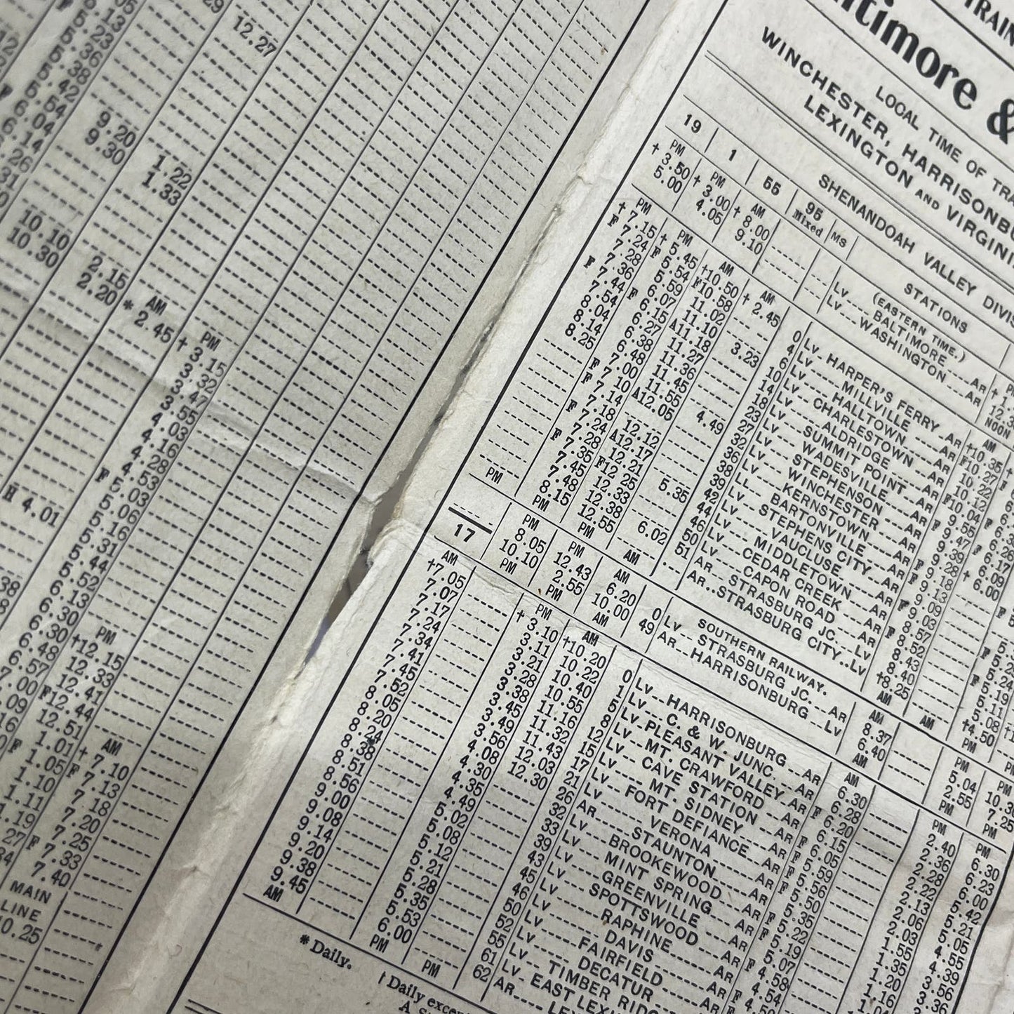 Baltimore & Ohio Railroad 1910 Timetable Feb Pittsburg Wheeling Kenova TI8-S5
