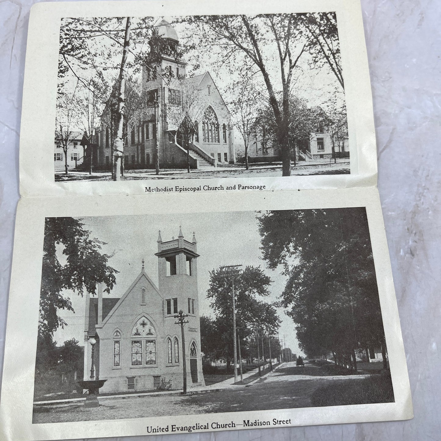 1907 Souvenir Letter Lake Mills Wisconsin Souvenir Folder Book Postcards PXS