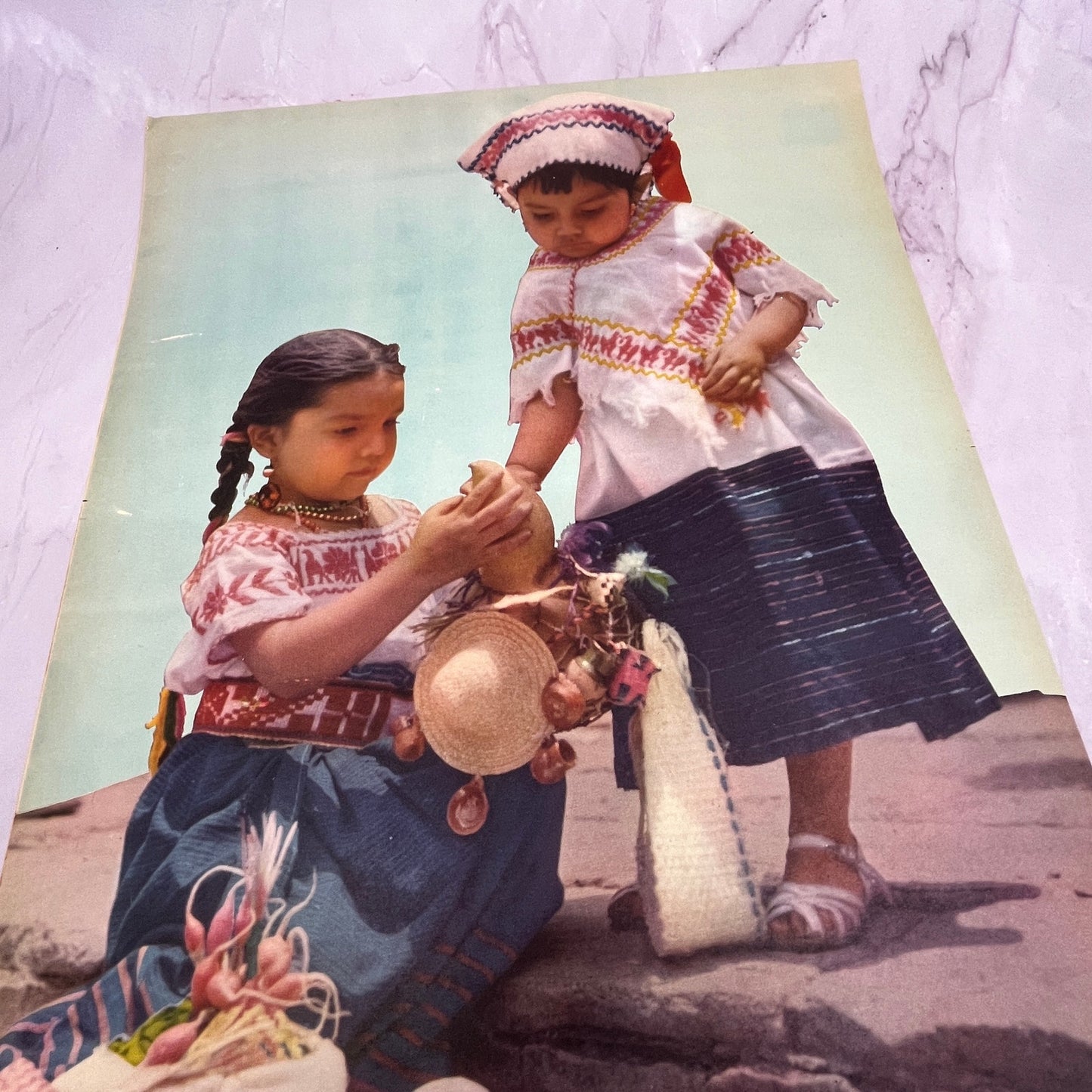 Comadritas Little Girls - Retro Mexican Art 11.5x14.5" Art Print V22