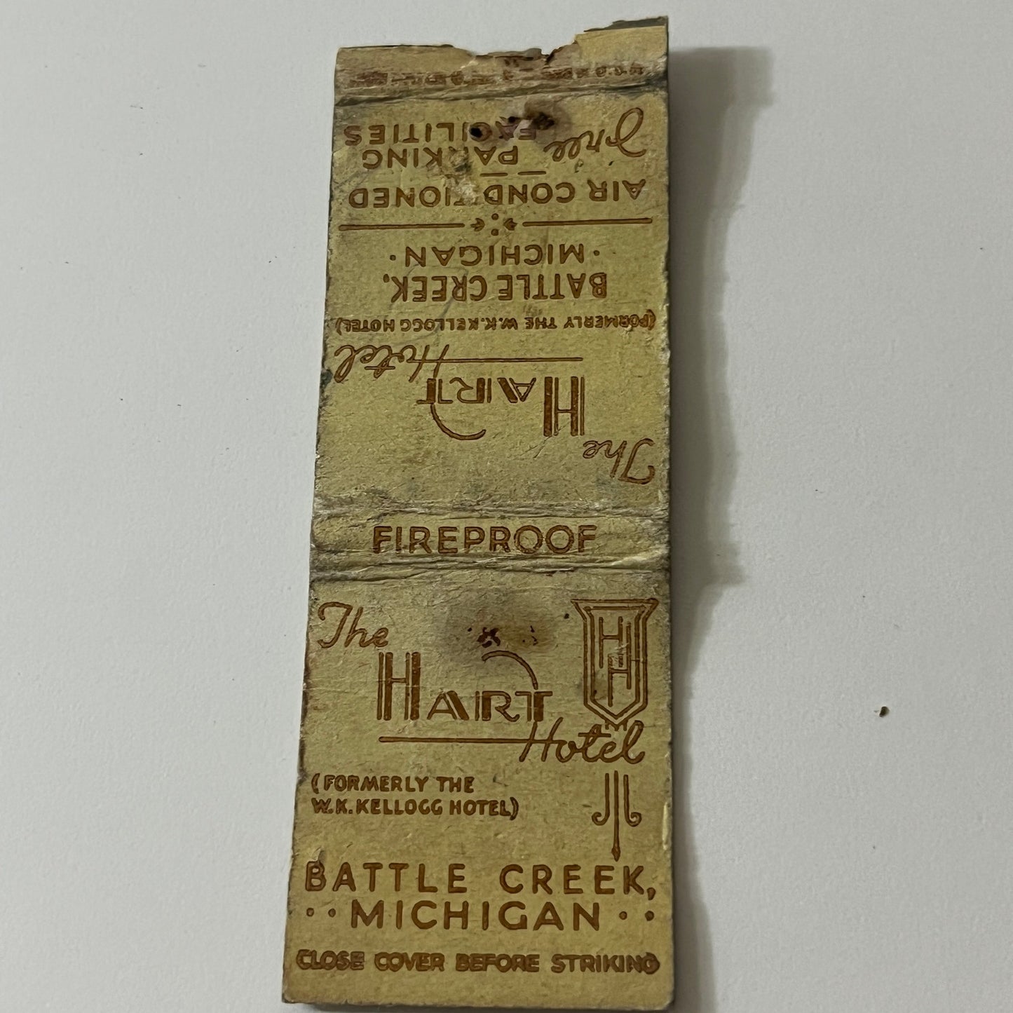 The Hart Hotel Battle Creek Michigan Vintage Matchbook TB6-MB2-11