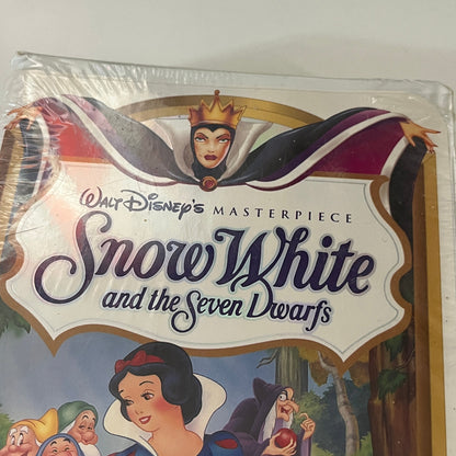 Disney's Snow White Masterpiece VHS 1st Edition ISBN: 1-55890-641-X TK3