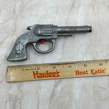 Vintage Plastic Toy Cowboy Pistol Wyandotte Toys UDA TI9-2