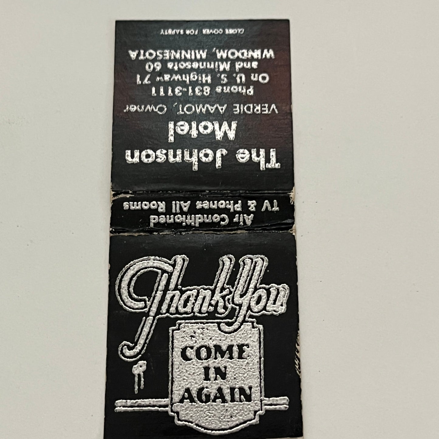 The Johnson Motel Verdie Aamot Windom MN Vintage Matchbook MB59-1