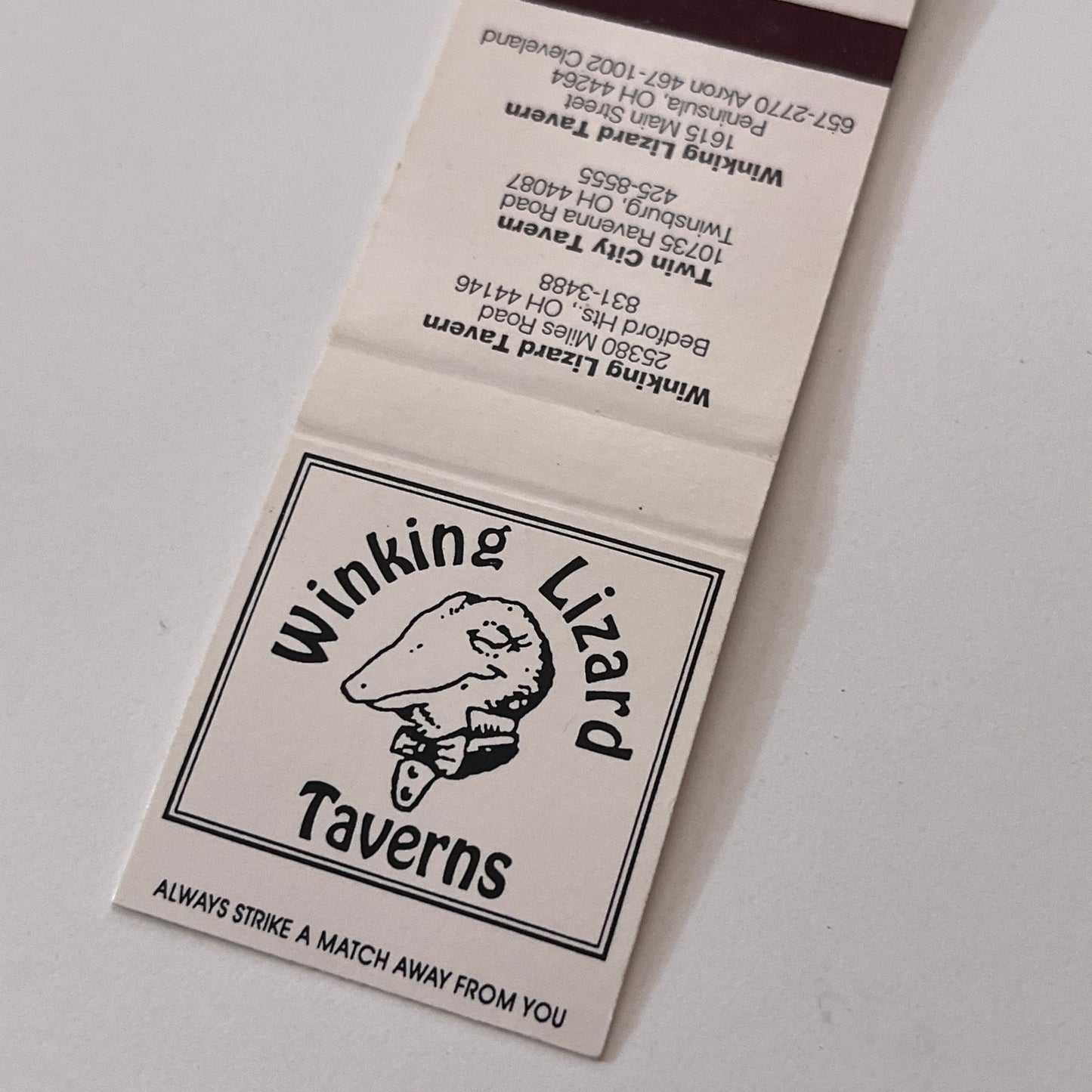Winking Lizard Tavern Peninsula, Bedford Heights OH Matchbook Cover TB6-MB2-1
