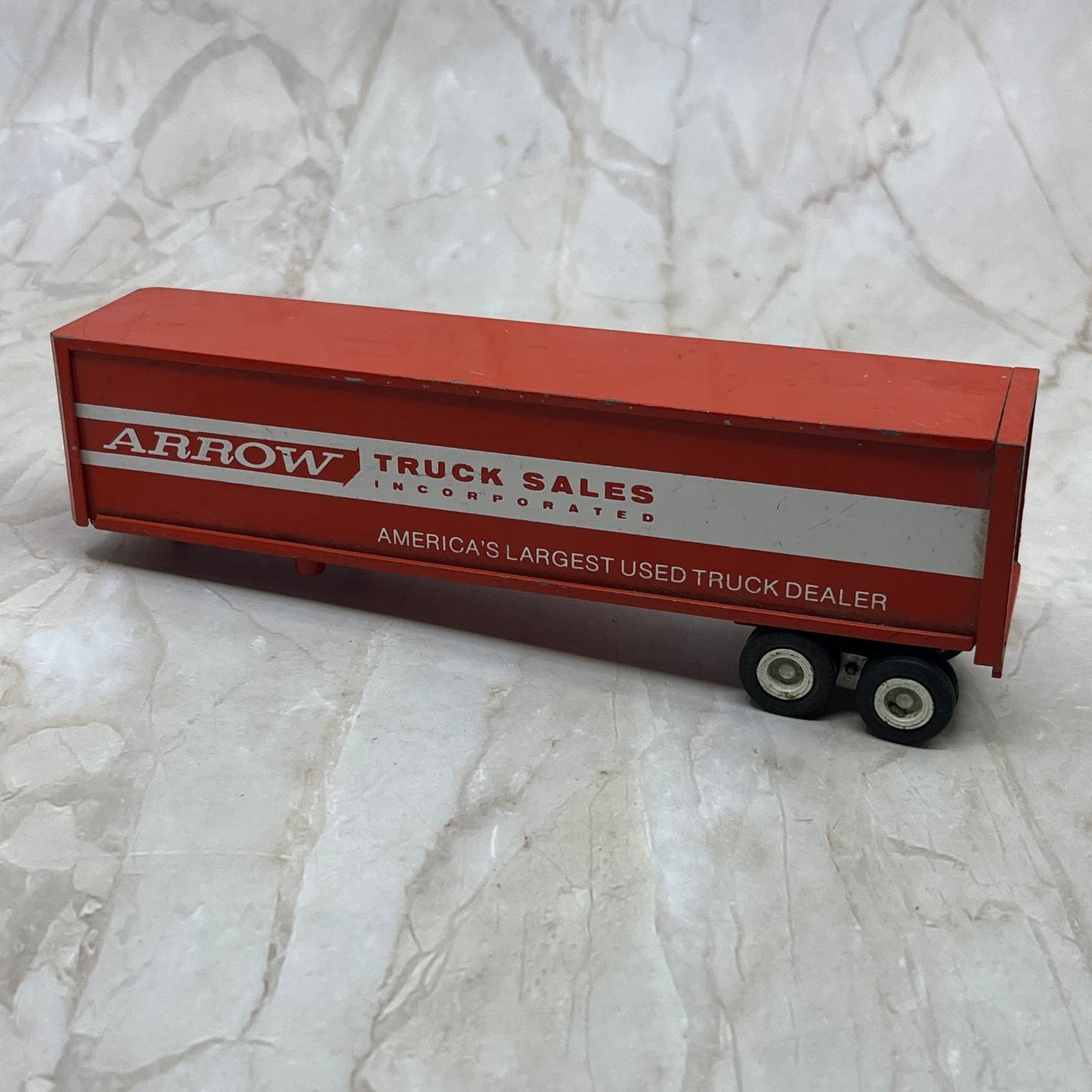 Arrow Trucking Tulsa Red Tractor Trailer Winross Metal 7.25” TH5