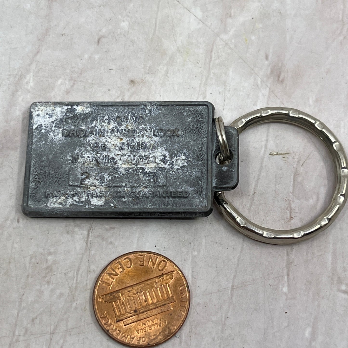 Vintage Key Safe Keysafe Metal Keychain SF4