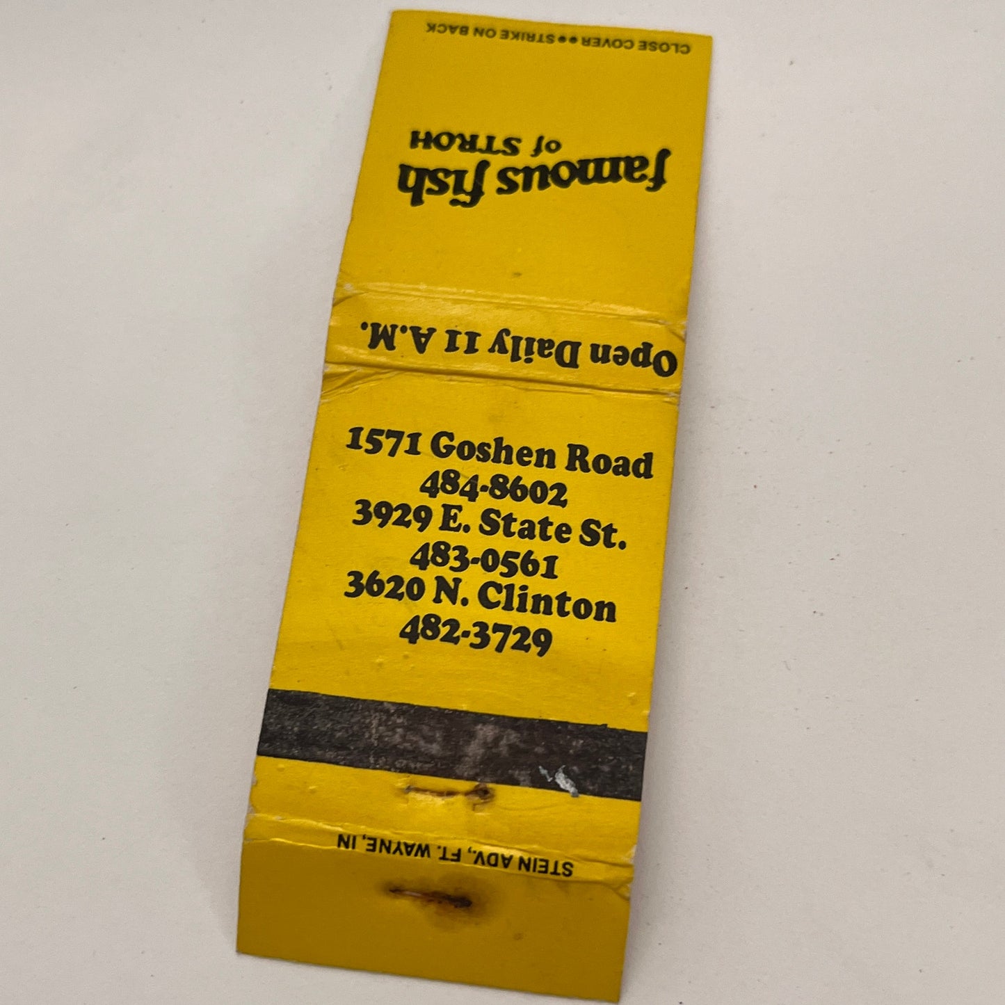 Famous Fish of Stroh Fort Wayne Indiana Vintage Matchbook TB6-MB2-15