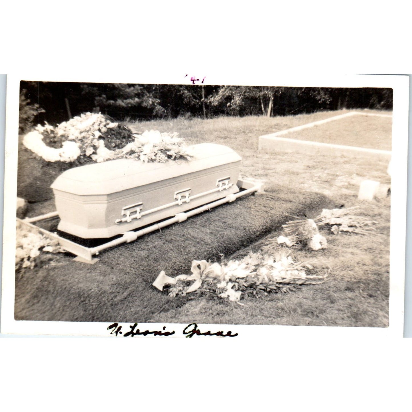 1941 Original Photo Casket Coffin About to Be Lowered 3x5" AE6