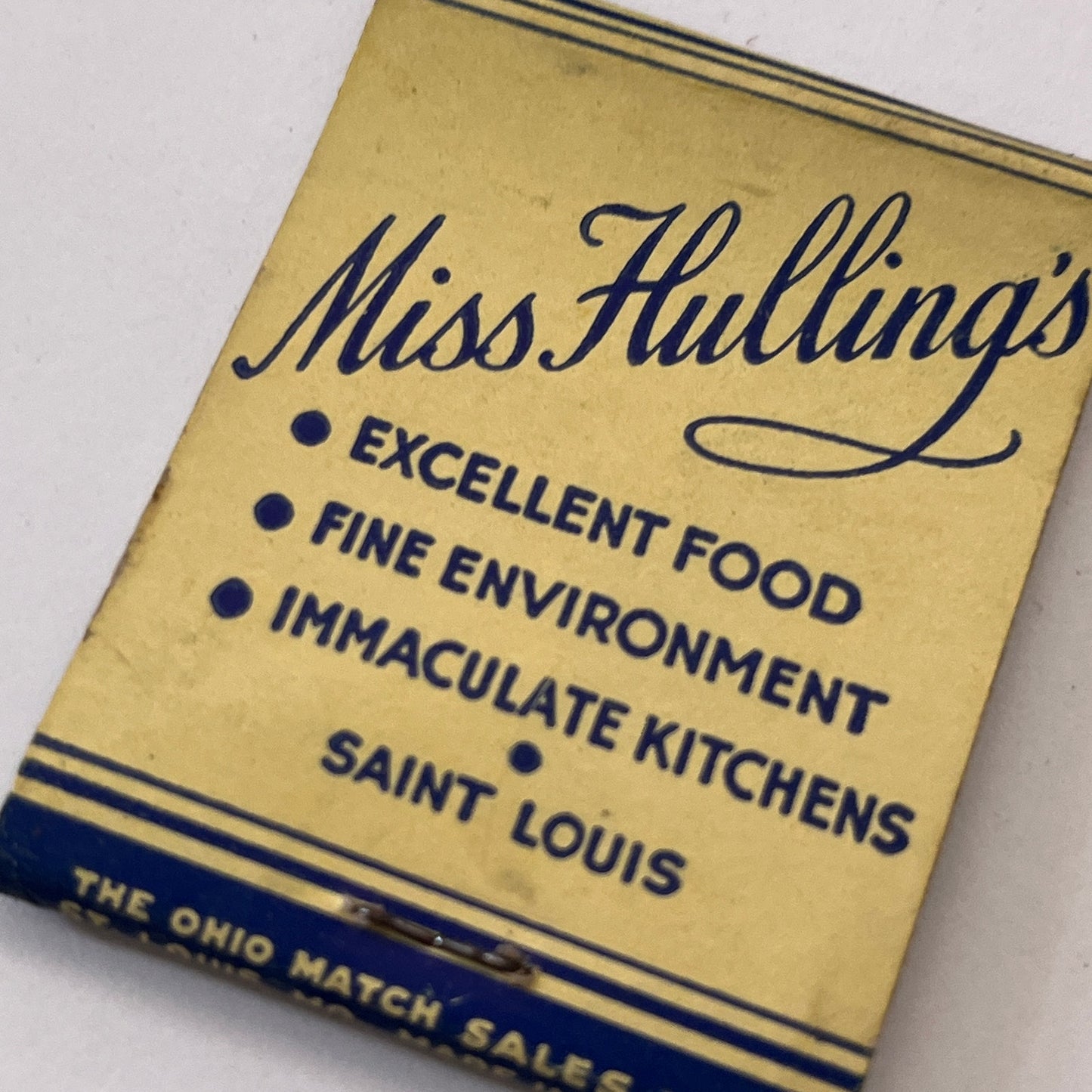 Miss Hullings 725 Olive St, St. Louis MO Vintage Matchbook Cover TB6-MB1-6