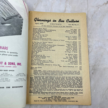 1970 April Gleanings in Bee Culture Magazine Bees Beekeeping Honey TD7
