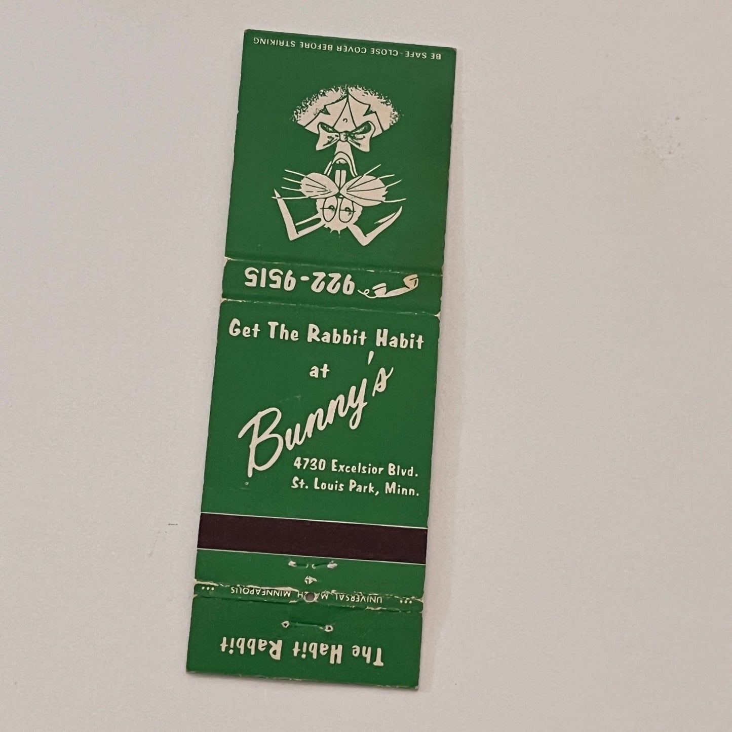 Get The Rabbit Hat at Bunny's St. Louis Park MN Vintage Matchbook TB6-MB2-2